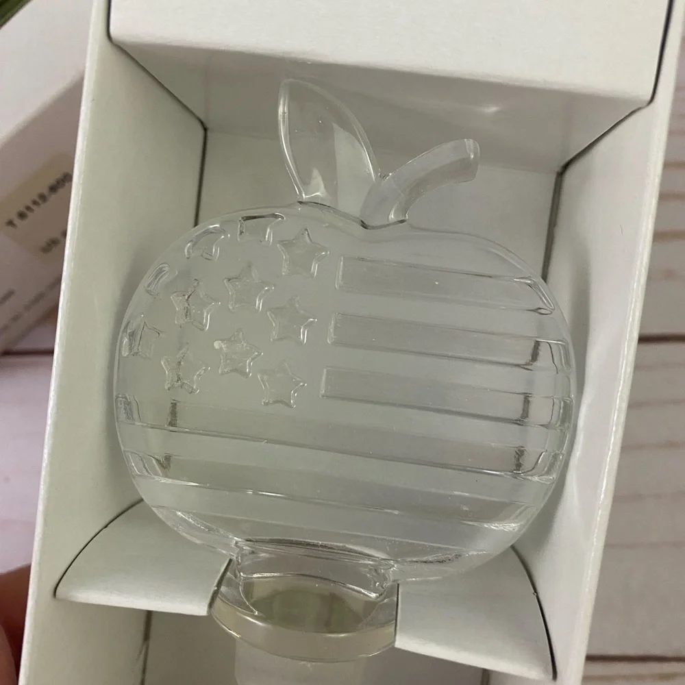 MIKASA Stars & Stripes Apple Lead Crystal Decanter Wine Bottle Stopper Austria